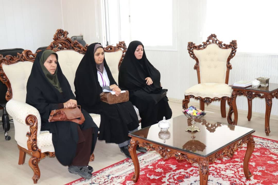 دیدار رئیس و جمعی کارکنان بهزیستی چالدران با فرماندار شهرستان