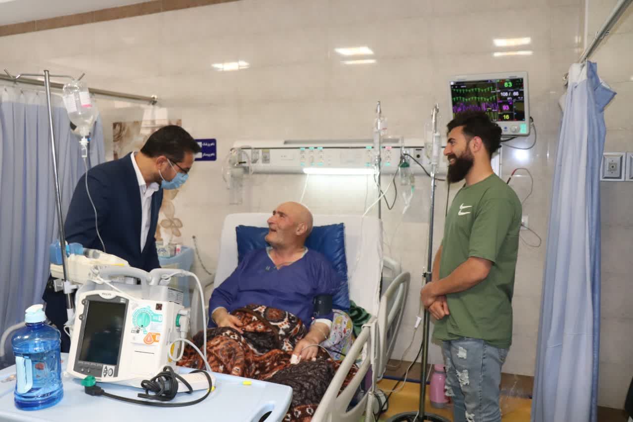 بازدید محمدرضا عبدالله نژاد فرماندار از بیمارستان شهید بهشتی شهرستان چالدران