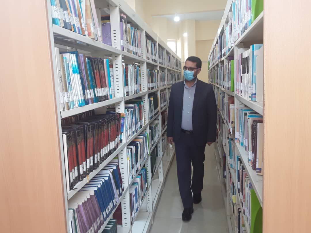 ✅عبدالله نژاد فرماندار شهرستان چالدران به صورت سرزده از کتابخانه عمومی این شهرستان بازدید کردند.