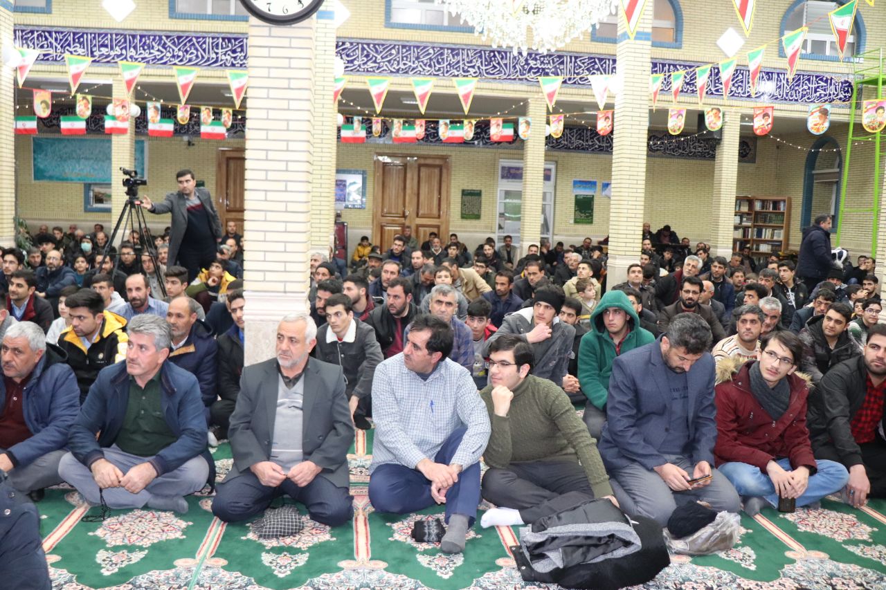 در دهمین روز از ایام الله دهه مبارک فجر انجام گرفت