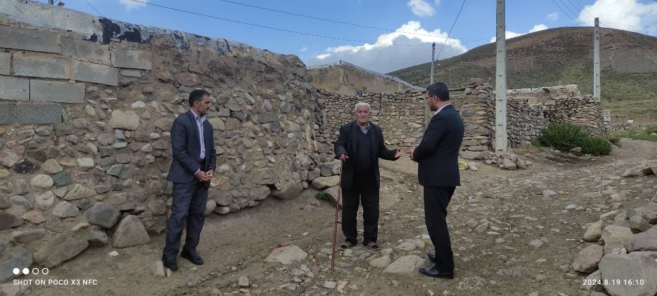 📸گزارش تصویری 💢بازدید محمد رضا عبدالله نژاد فرماندار شهرستان چالدران به همراه بخشدار مرکزی از روستای بابانور