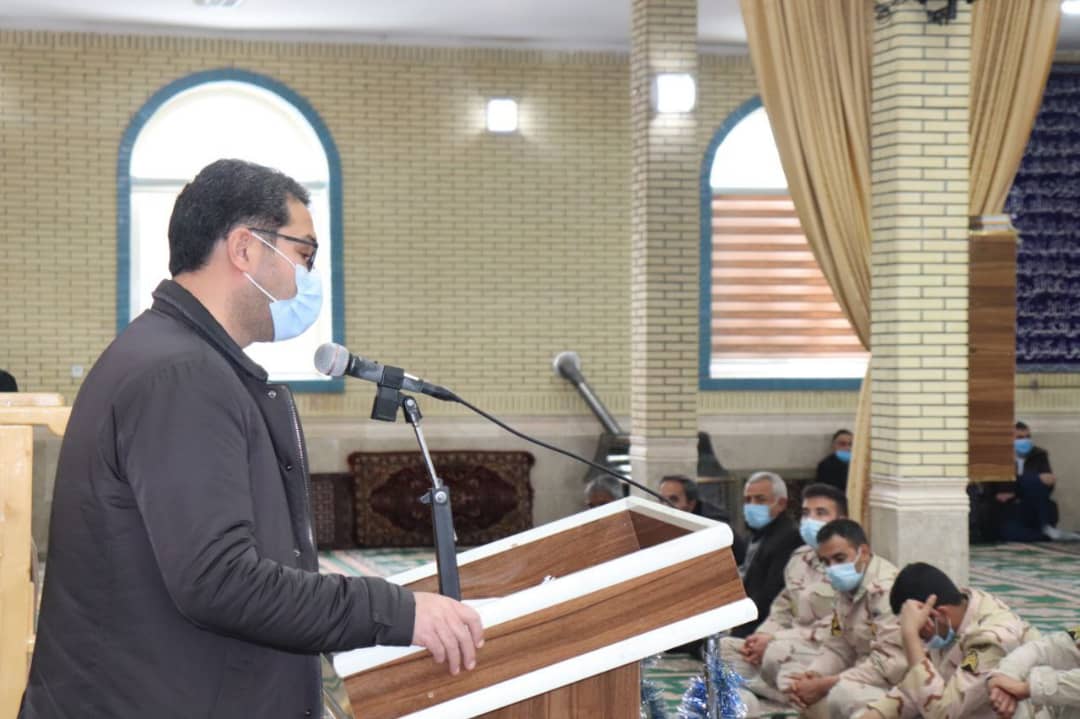  ✅در چهارمین روز از ایام الله دهه مبارک فجر عبدالله نژاد فرماندار شهرستان چالدران ضمن دیدار مردمی در مسجد جامع درجمع نمازگران قبل از خطبه ها سخنرانی کرد.