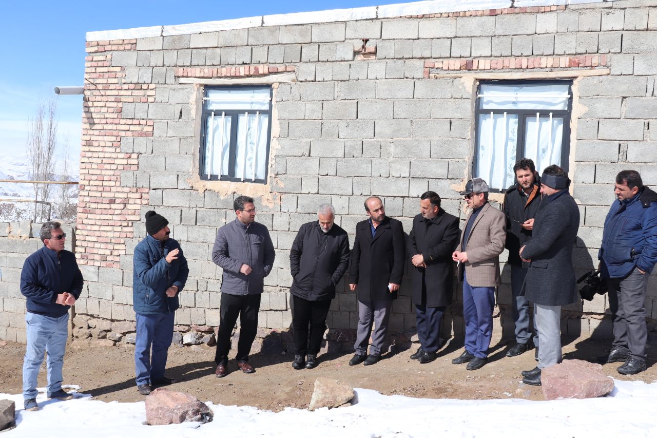 بازدید فرماندار از روستای سازآغل از توابع بخش مرکزی چالدران