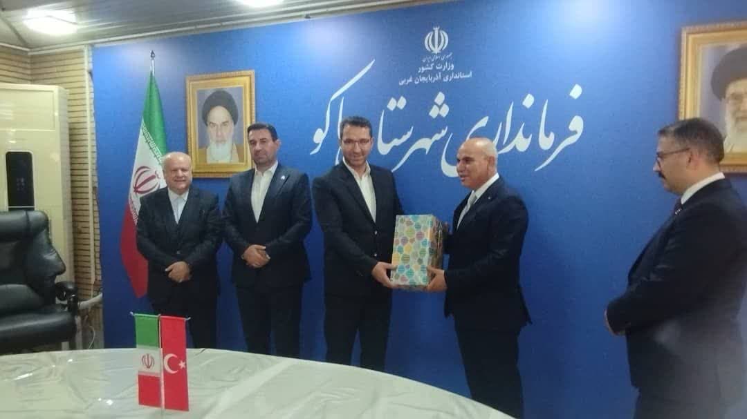 نود و هفتیمن کمیته فرعی و امنیتی جمهوری اسلامی ایران (شهرستان ماکو ) و جمهوری ترکیه ( ولایت آغری ) با حضور فرمانداران ماکو و چالدران و والیان آغری و ایغدیر ترکیه در محل فرمانداری شهرستان ماکو برگزار