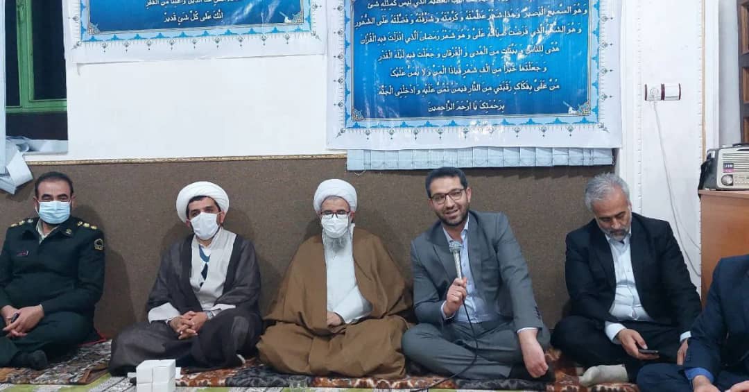 محمد رضا عبدالله نژاد فرماندار شهرستان چالدران با حضور در مسجد روستای قرنقو مسائل و مشکلات این روستا را مورد بررسی قرار دادند.