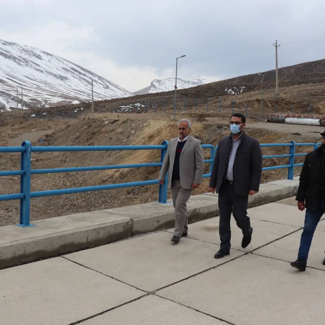 ✅عبدالله نژاد فرماندار شهرستان چالدران ، با حضور در سد خاکی بابا احمد از این سد بازدید نمودند.