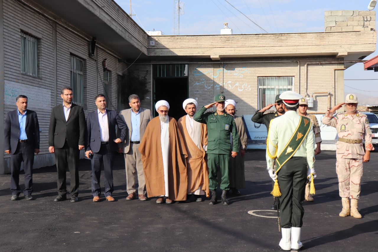 برگزاری صبحگاه مشترک به مناسبت هفته فراجا