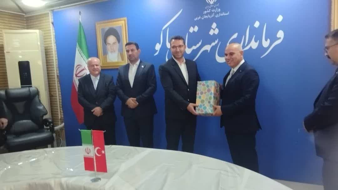 نود و هفتیمن کمیته فرعی و امنیتی جمهوری اسلامی ایران (شهرستان ماکو ) و جمهوری ترکیه ( ولایت آغری ) با حضور فرمانداران ماکو و چالدران و والیان آغری و ایغدیر ترکیه در محل فرمانداری شهرستان ماکو برگزار