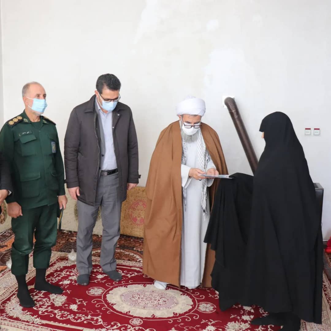 ✅در سومین روز از ایام الله دهه مبارک فجر با حضور عبدالله نژاد فرماندار شهرستان چالدران ،از خانواده شهیدان دیدار و تجلیل شد