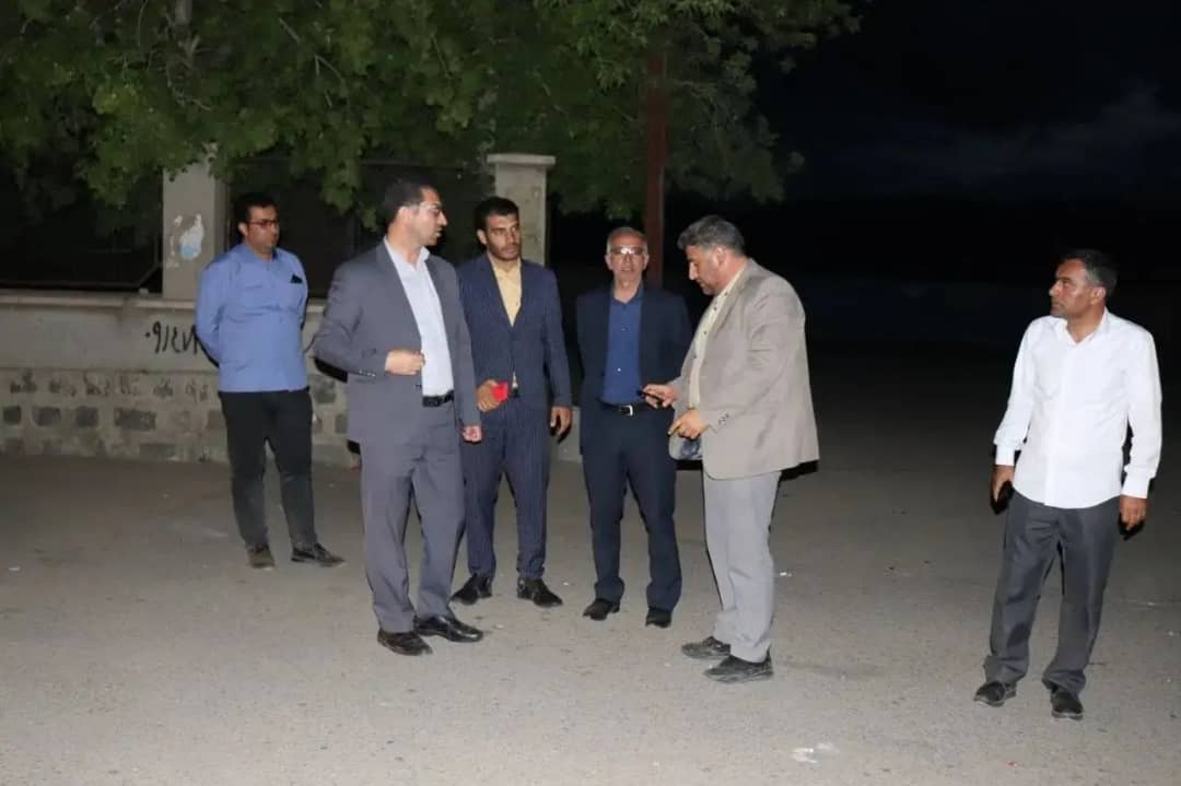 محمدرضا عبدالله نژاد فرماندار شهرستان چالدران به صورت شبانه از محل ترمینال شهرستان چالدران بازدید و مسائل و مشکلات آن را از نزدیک مورد بررسی قرار داد.