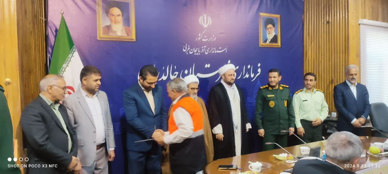 💢به مناسبت هفته دفاع مقدس در قالب رزمایش رهروان شهدا در قالب طرح سپاس از سی رزمنده پیشکسوت هشت سال دفاع مقدس تجلیل و قدر دانی شد