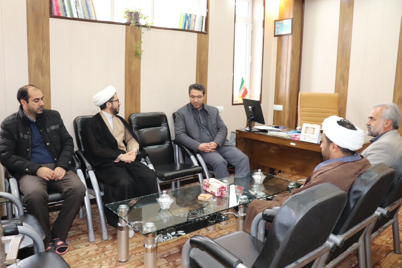 بازدید سرزده فرماندار از اداره تبلیغات اسلامی شهرستان