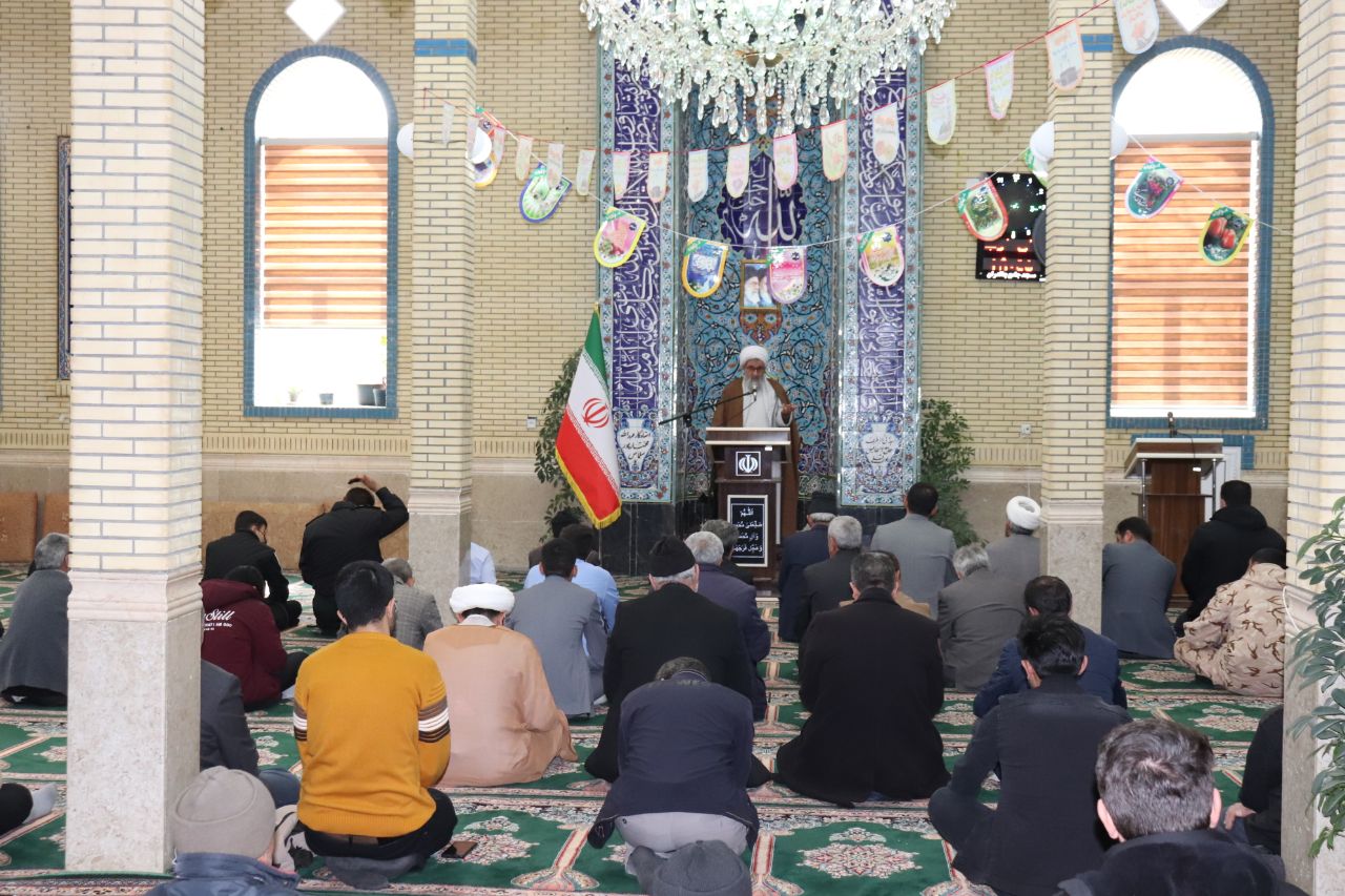 حضور فرماندار شهرستان چالدران در آیین عبادی سیاسی نماز جمعه