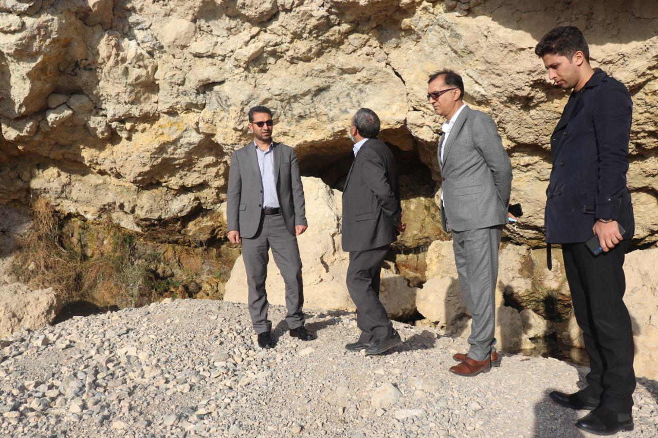 ✅عبدالله نژاد فرماندار شهرستان چالدران با حضور در روستاهای قوشابلاغ علیا ،سفلی ،قرنقو و میرآباد ضمن دیدار با اهالی این روستاها از نزدیک با مسائل و مشکلات این روستاییان آشنا شد.