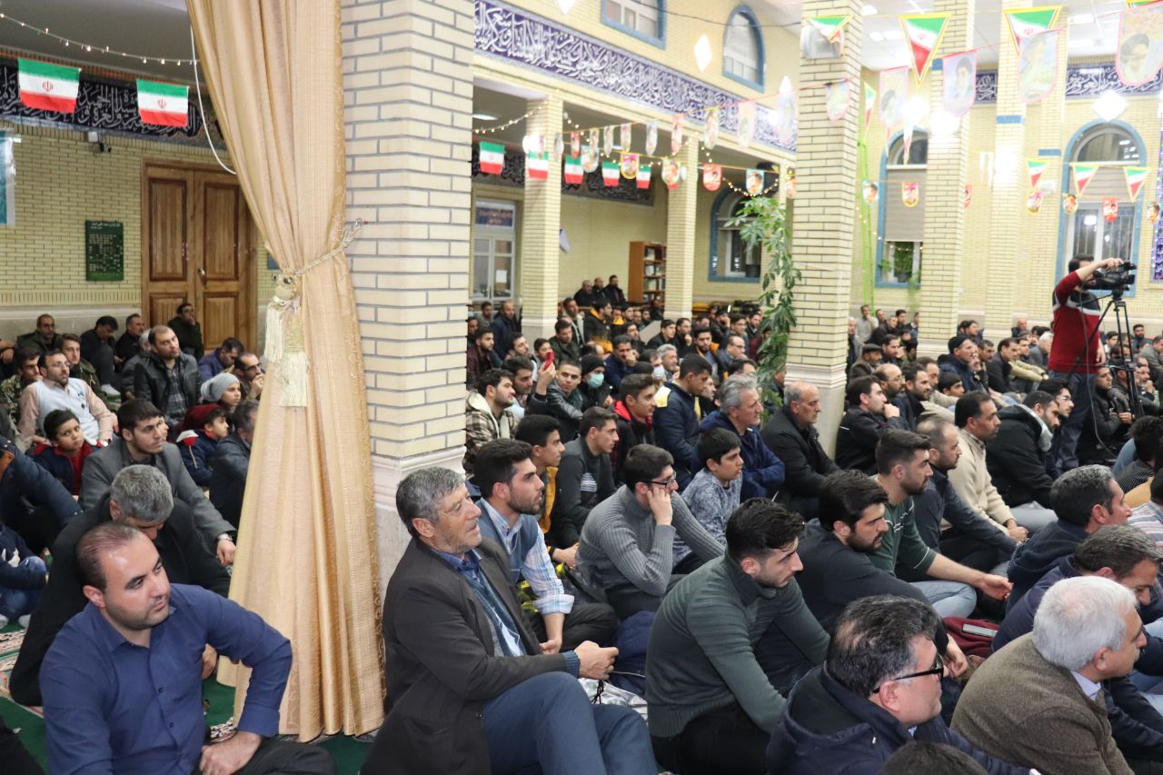در دهمین روز از ایام الله دهه مبارک فجر انجام گرفت