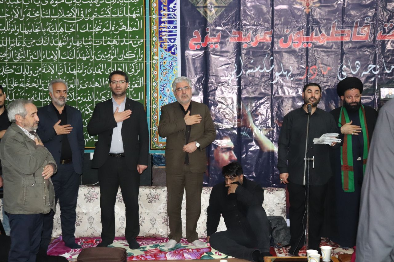 برگزاری مراسم سوگواری سالروز شهادت حضرت فاطمه زهرا (س) با حضور فرماندار شهرستان چالدران در مسجد روستای عرب دیزج