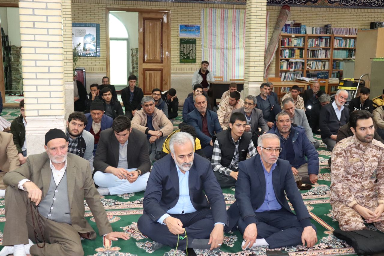 برگزاری مراسم عبادی سیاسی نماز جمعه شهرستان با حضور فرماندار