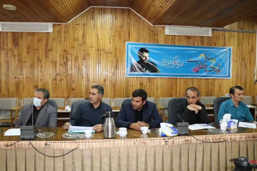 اولین جلسه کمیته برنامه ریزی شهرستان چالدران با حضور محمدرضا عبدالله نژاد فرماندار این شهرستان در محل سالن اجتماعات فرمانداری برگزار شد .