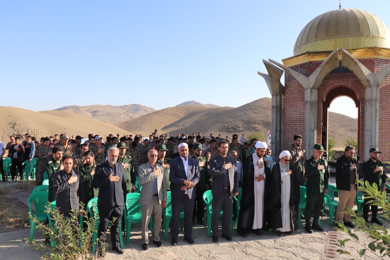 برگزاری یادواره « آبروی محله » در شهرستان چالدران به مناسبت هفته دفاع مقدس