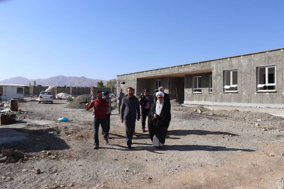 بازدید فرماندار چالدران از مدارس 6 کلاسه در حال ساخت آموزش و پرورش شهرستان چالدران