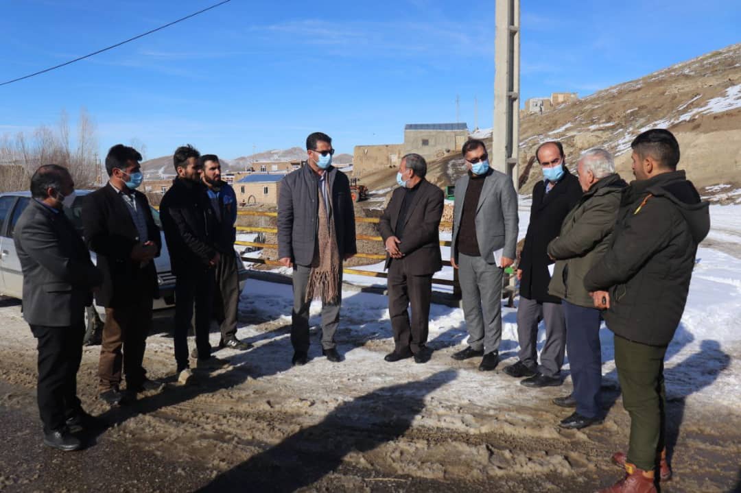 ✅عبدالله نژاد فرماندار شهرستان چالدران در تداوم سفرهای روستایی خود با اهالی روستاهای تات کندی ،قره جه وران سفلی ،علیا اینجه ،انبار علیا و سفلی دیدار و از نزدیک مسائل و مشکلات این روستاها را مورد برر