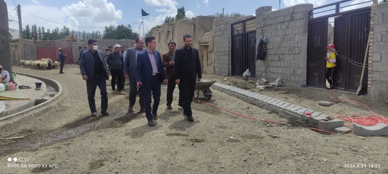 💢فرماندار چالدران از روند اجرایی طرح هادی روستای بابالو بازدید کرد ✍️به گزارش روابط عمومی فرمانداری چالدران محمد رضا عبداله نژاد فرماندار شهرستان در این بازدید با اشاره به اینکه امسال چهارده طرح ع
