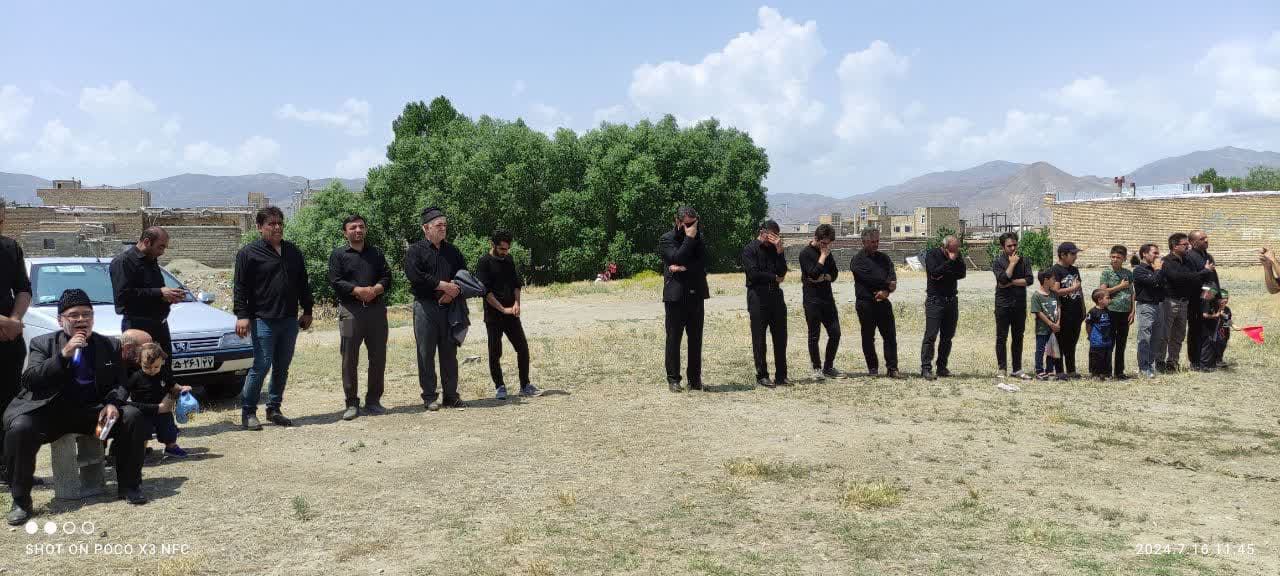 📸گزارش تصویری 🏴حضور محمدرضا عبداله نژادفرماندار شهرستان چالدران در مراسم عزاداری عاشورای حسینی _ هیئت عزاداران حضرت قاسم (ع)
