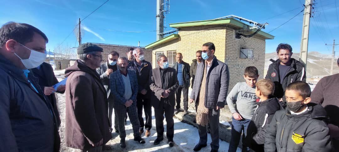 ✅عبدالله نژاد فرماندار شهرستان چالدران در تداوم سفرهای روستایی خود با اهالی روستاهای تات کندی ،قره جه وران سفلی ،علیا اینجه ،انبار علیا و سفلی دیدار و از نزدیک مسائل و مشکلات این روستاها را مورد برر