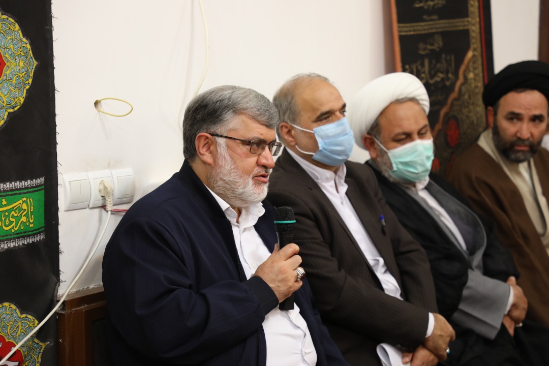 استاندار آذربایجانغربی: / از طرح های اشتغال زایی در مناطق روستایی حمایت می کنیم / در سفرهای شهرستانی، مردم بدون واسطه مشکلات خود را مطرح می کنند