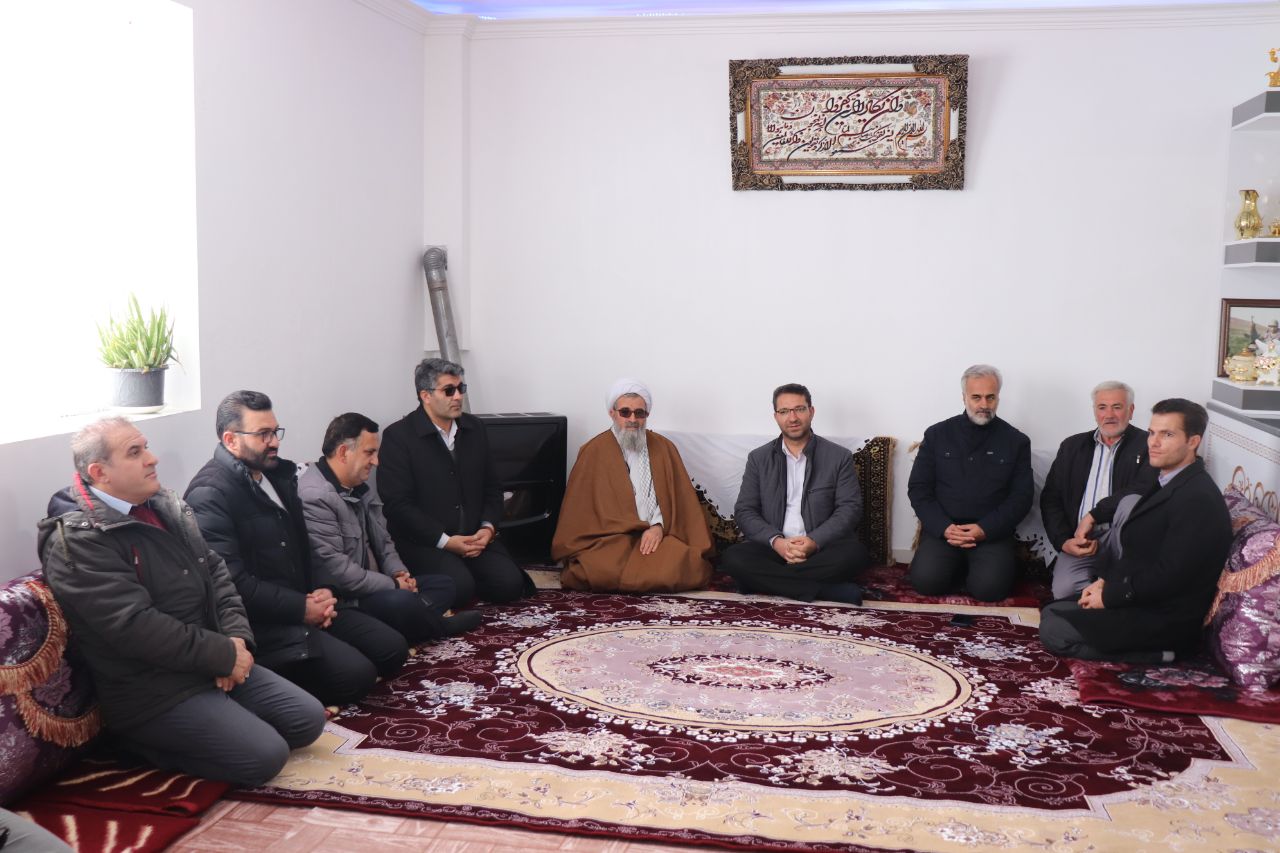 با حضور محمدرضا عبدالله نژاد فرماندار شهرستان چالدران ، حجتالاسلام والمسلمین محمدزاده امام جمعه و اعضای شورای اداری 15 واحد مقاوم سازی شده روستایی افتتاح گردید.