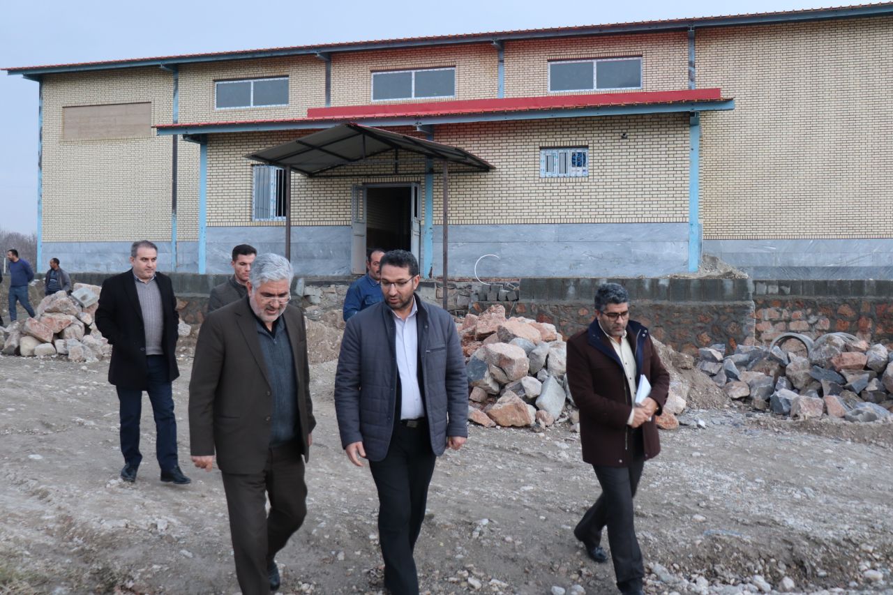 ✅ محمدرضا عبدالله نژاد فرماندار چالدران و علی پور نماینده مردم شهرستانهای ماکو ، چالدران ، شوط و پلدشت در مجلس شورای از روند اجرایی سالن ورزشی چند منظوره قرنقو بازدید نمودند.