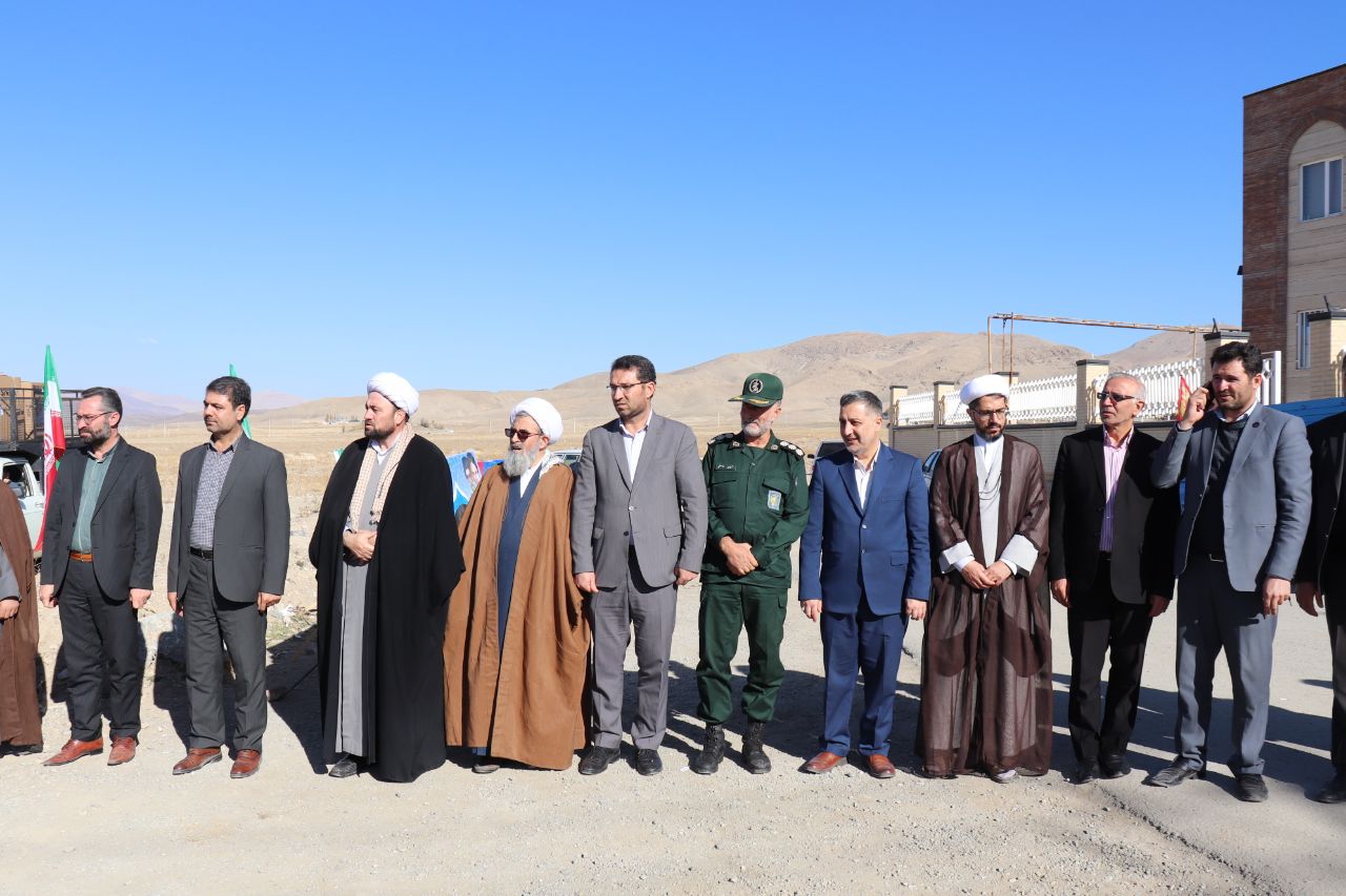 ✅ با حضور محمدرضا عبدالله نژاد فرماندار چالدران ،سهندی مدیر کل کمیته امداد امام استان 105سری جهازیه به نوعروسان تحت پوشش کمیته امداد امام (ره) چالدران اهدا گردید.
