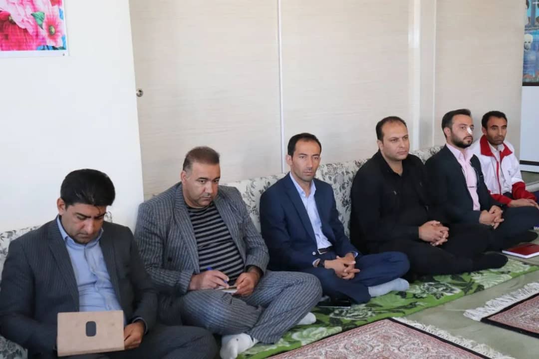 جلسه شورای فرهنگ عمومی چالدران با حضور محمد رضاعبدالله نژاد فرماندارشهرستان با محوریت تحقق شعار سال ، تبادل و ارائه نظر در خصوص اجرایی شدن بیانیه گام دوم انقلاب و پیگیری مصوبات قبلی برگزار شد.