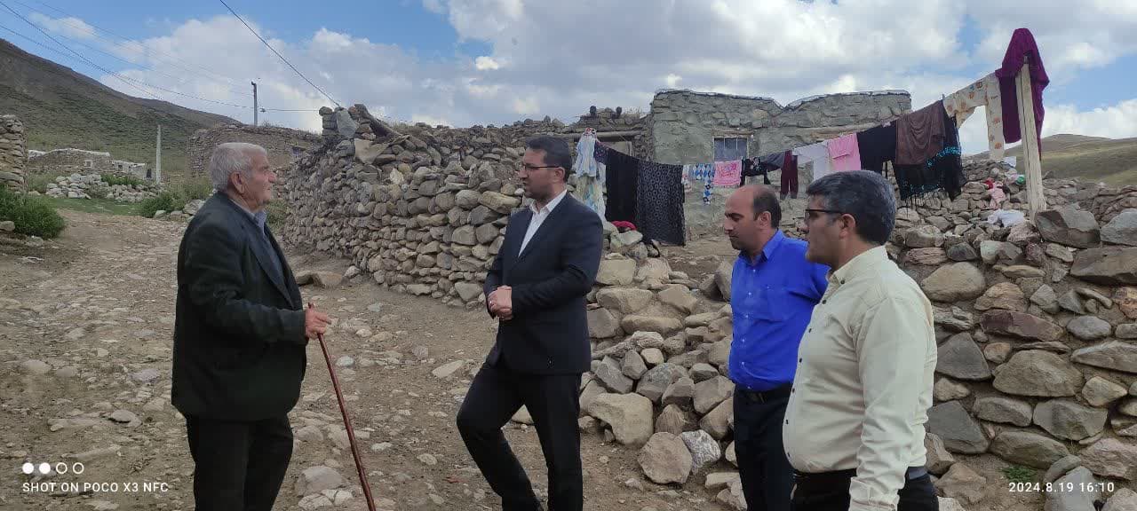 📸گزارش تصویری 💢بازدید محمد رضا عبدالله نژاد فرماندار شهرستان چالدران به همراه بخشدار مرکزی از روستای بابانور