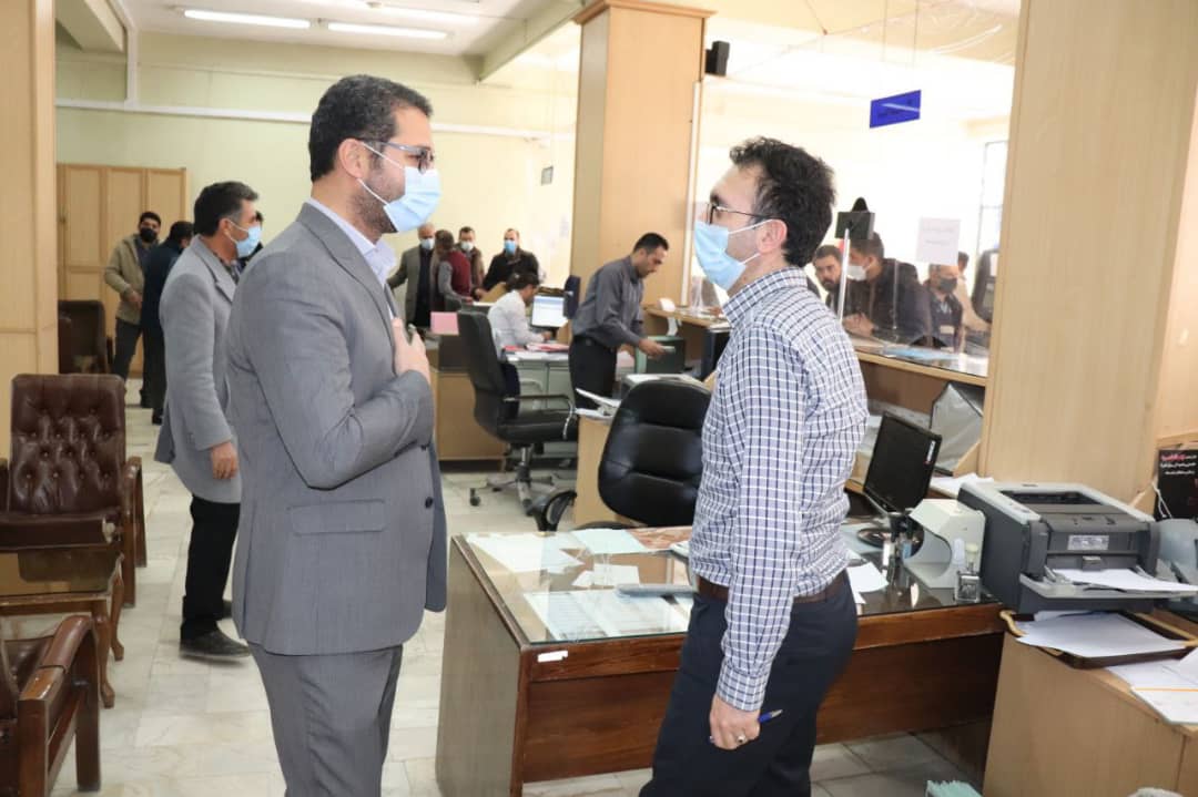 ✅ عبدالله نژادفرماندار شهرستان چالدران به همراه ابراهیم زاده معاون سیاسی،امنیتی و اجتماعی فرماندار بطور سرزده از بانکهای کشاورزی و ملی شهرستان بازدید نمودند