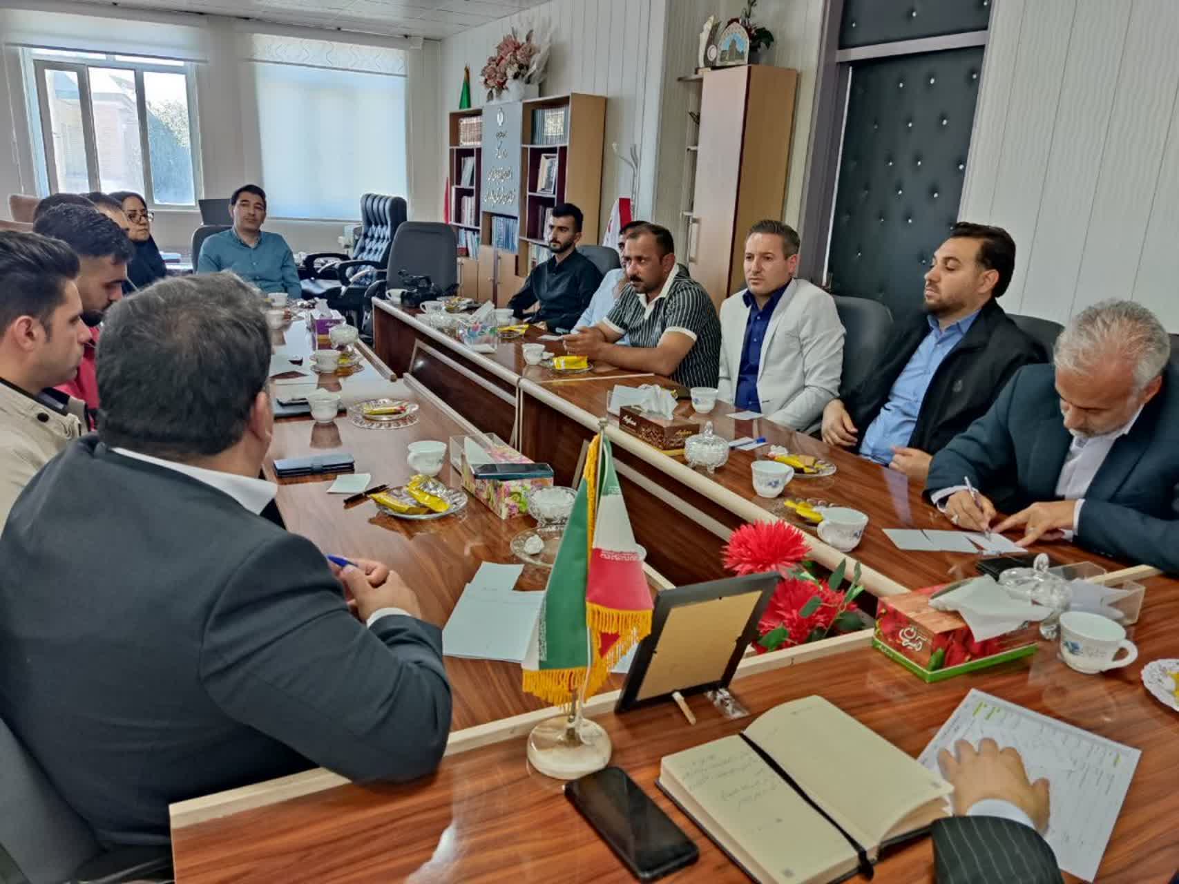 نشست صمیمی فرماندار با اصحاب رسانه چالدران