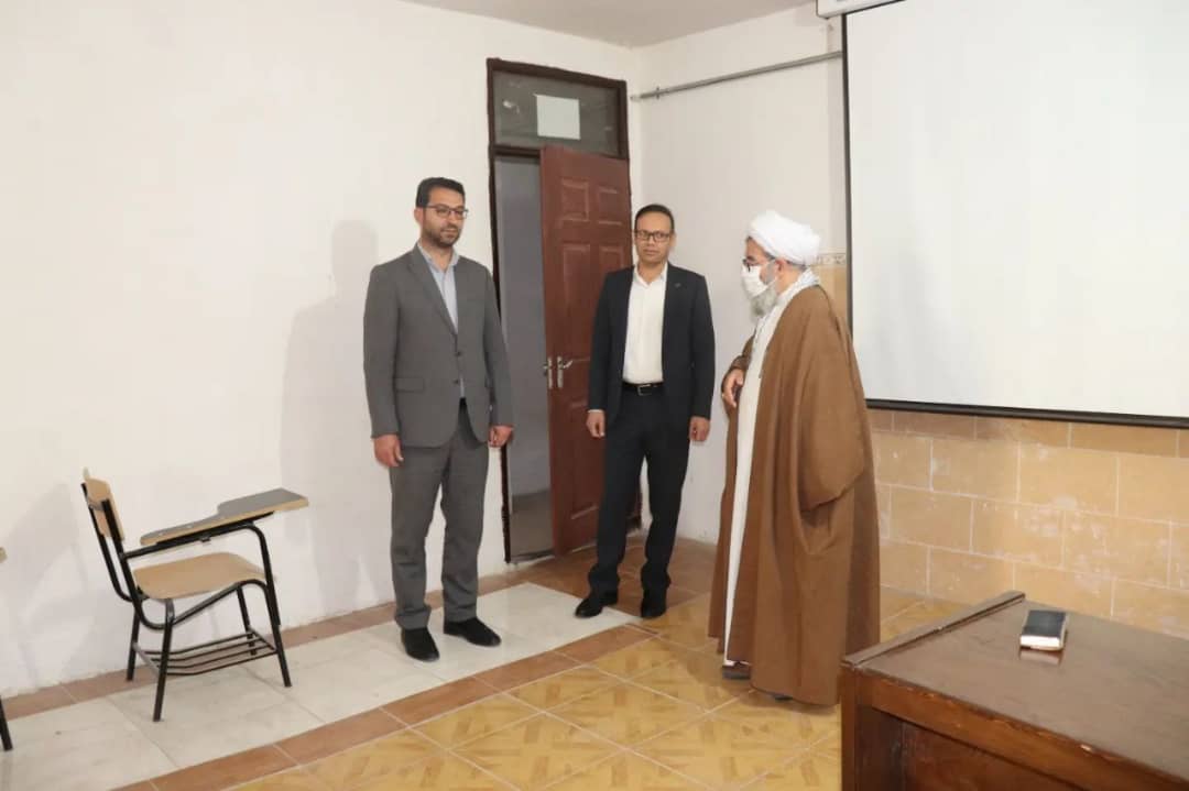 محمد رضا عبدالله نژاد فرماندار شهرستان چالدران با هدف بررسی مسائل و مشکلات دانشگاه آزاد اسلامی چالدران در این دانشگاه حضور یافت.