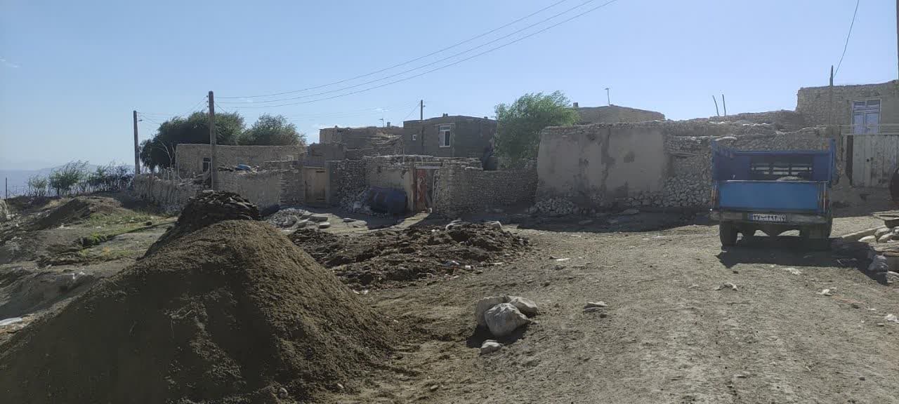 بازدید محمد رضا عبدالله نژاد فرماندار چالدران به همراه بخشدار مرکزی و جمعی از اعضای شورای اداری از روستای جغال