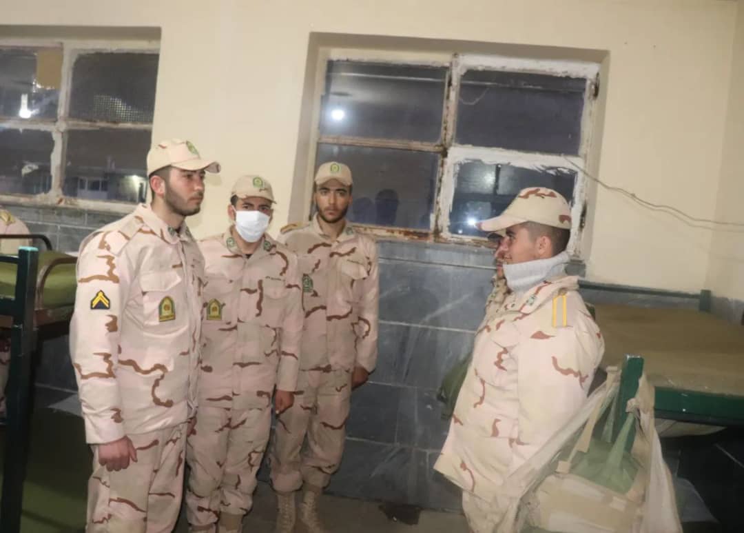 ✅محمد رضا عبدالله نژادفرماندار شهرستان چالدران به همراه حجت الاسلام و المسلمین محمدزاده امام جمعه شهرستان چالدران، با حضور در گروهان مرزی بخش دشتک با مرزبانان و حافظان امنیت دیدار و گفت و گو کردند.