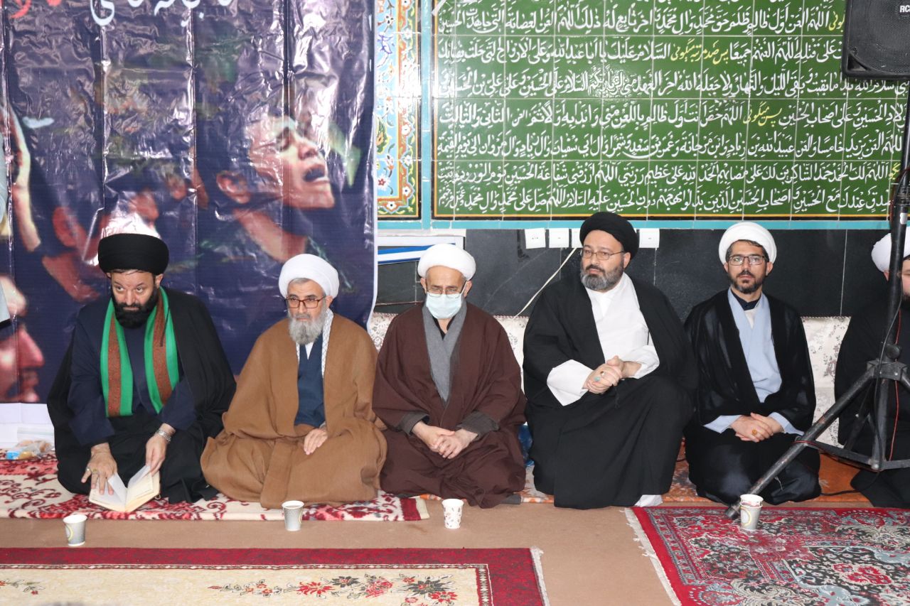 برگزاری مراسم سوگواری سالروز شهادت حضرت فاطمه زهرا (س) با حضور فرماندار شهرستان چالدران در مسجد روستای عرب دیزج