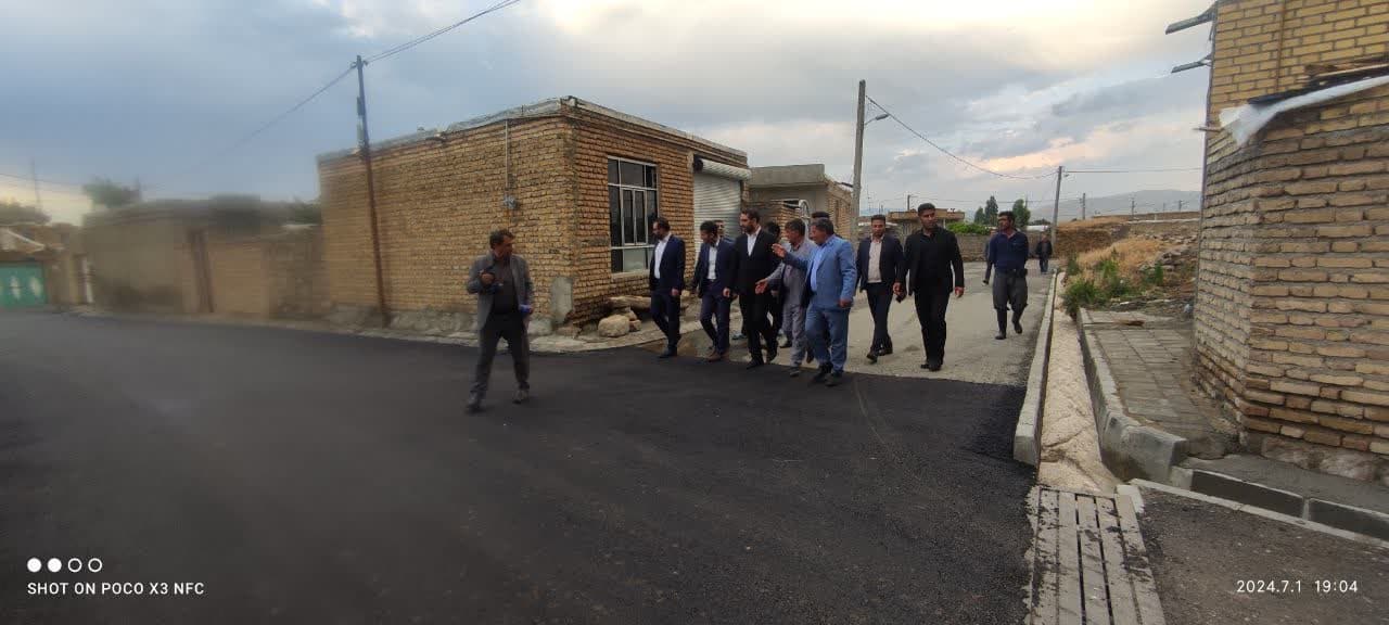 امسال برای آسفالت معابر روستایی چالدران 20میلیارد تومان اعتبار هزینه می شود