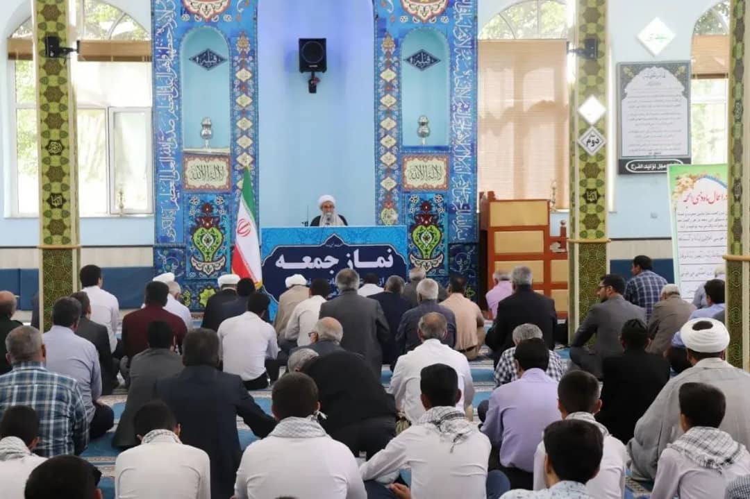 با حضور محمدرضا عبدالله نژاد فرماندار شهرستان چالدران مراسم عبادی سیاسی نماز جمعه این هفته به امامت حجت الاسلام و المسلمین محمدزاده امام جمعه و با حضور اقشار مختلف مردم مومن و خداجو برگزار شد.