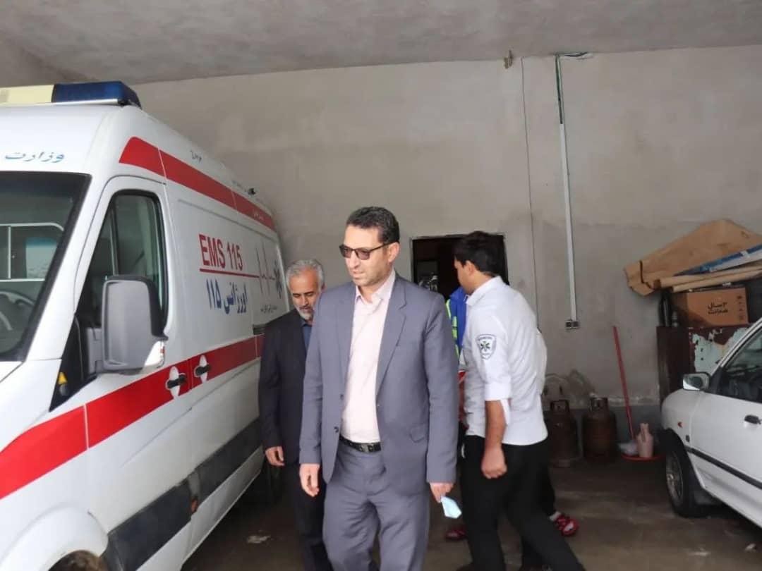 ✅عبدالله نژاد فرماندار شهرستان چالدران از پایگاه فوریتهای پزشکی 115در سه راهی شوط این شهرستان بازدید و ضمن تبریک سال جدید با پرسنل این پایگاه دیدار و گفت و گو کردند.