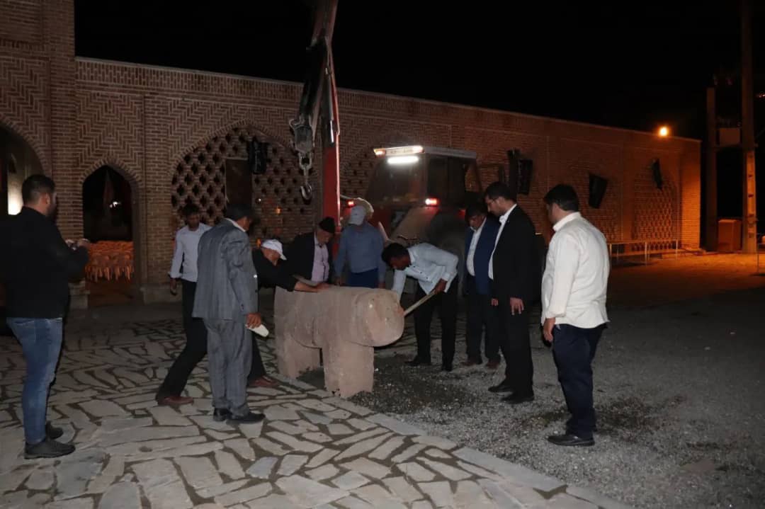 بازدید فرماندار شهرستان چالدران از روند آماده سازه مقبره سید صدرالدین جهت برگزاری هر چه باشکوه تر مراسم اولین پاسداشت حماسه جنگ چالدران