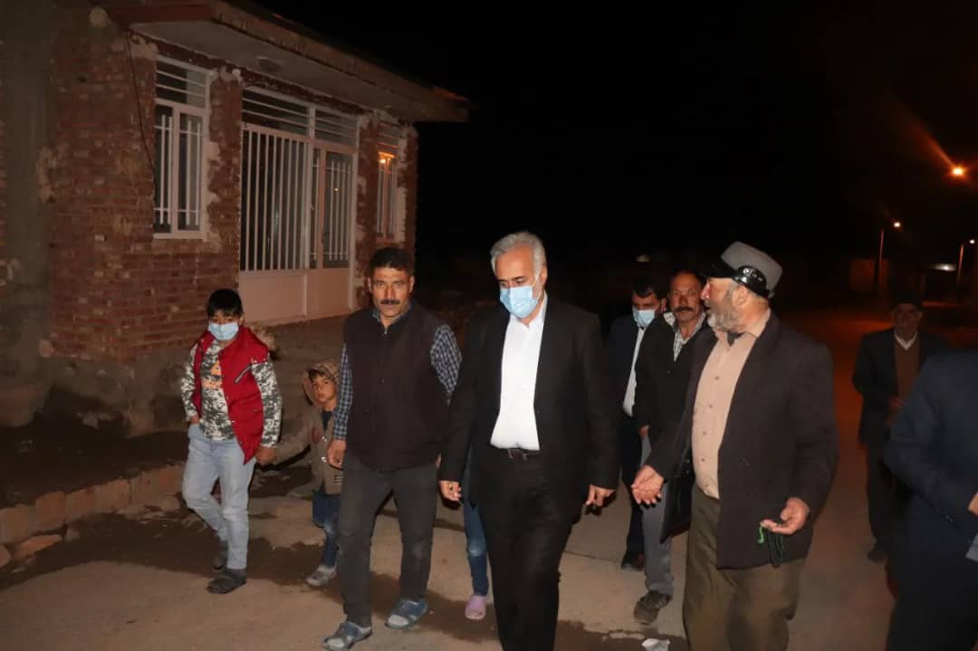 ✅محمد رضا عبدالله نژادفرماندار شهرستان چالدران به همراه حجت الاسلام و المسلمین محمدزاده امام جمعه ،معاونین فرماندار چالدران با حضور در روستای بدولی مسائل مشکلات روستا را مورد بررسی قرار دادند.