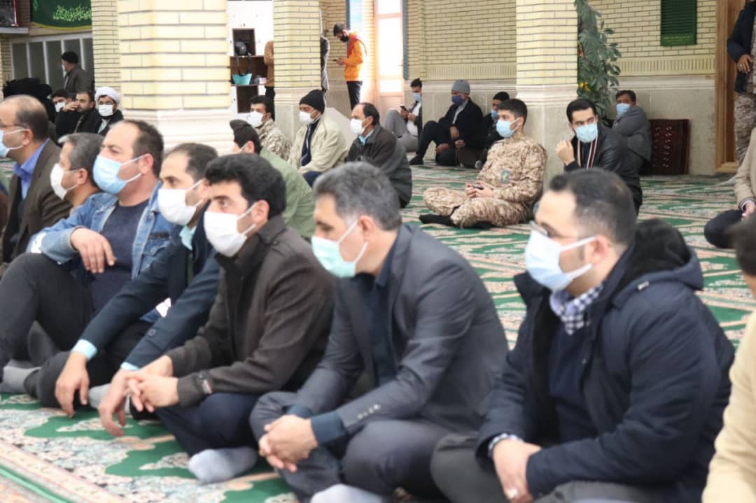  ✅در چهارمین روز از ایام الله دهه مبارک فجر عبدالله نژاد فرماندار شهرستان چالدران ضمن دیدار مردمی در مسجد جامع درجمع نمازگران قبل از خطبه ها سخنرانی کرد.