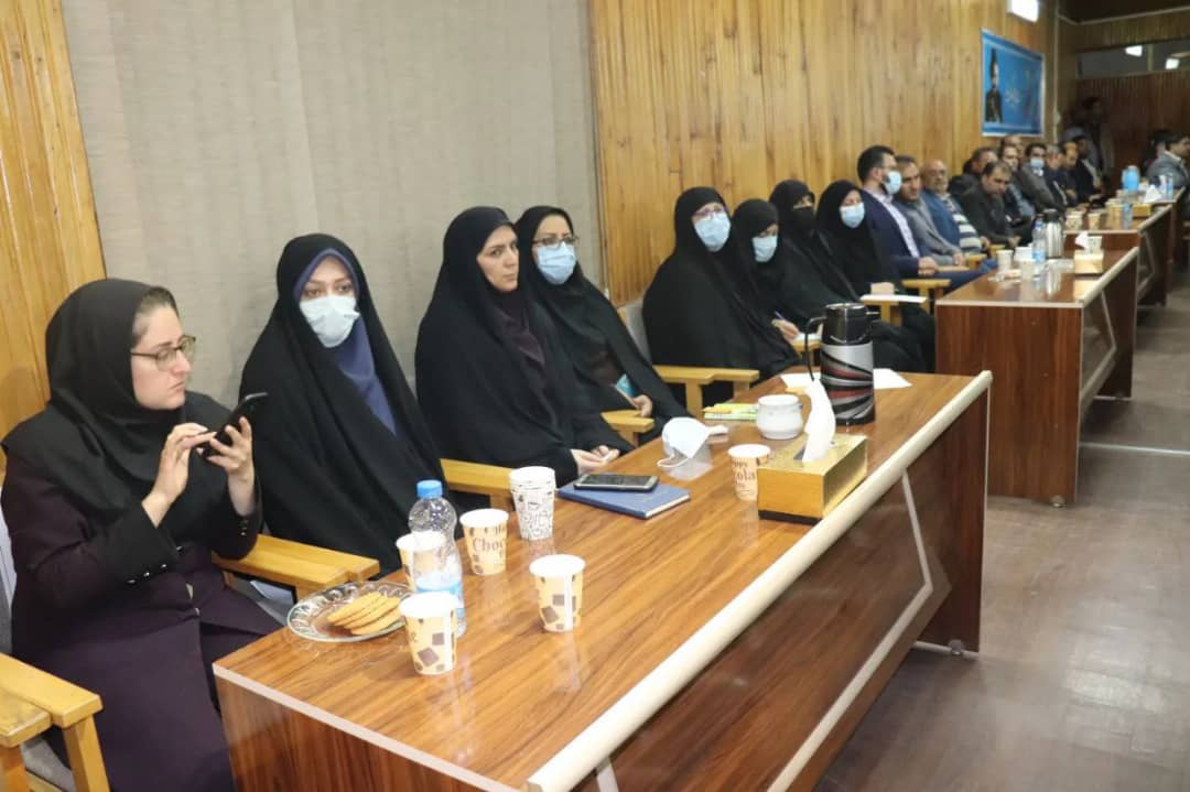 دومین جلسه شورای اداری شهرستان چالدران با حضور ضرغامی وزیر میراث فرهنگی ، گردشگری و صنایع دستی ،محمد رضا عبدالله نژاد فرماندار شهرستان چالدران، در سالن اجتماعات فرمانداری برگزار شد.