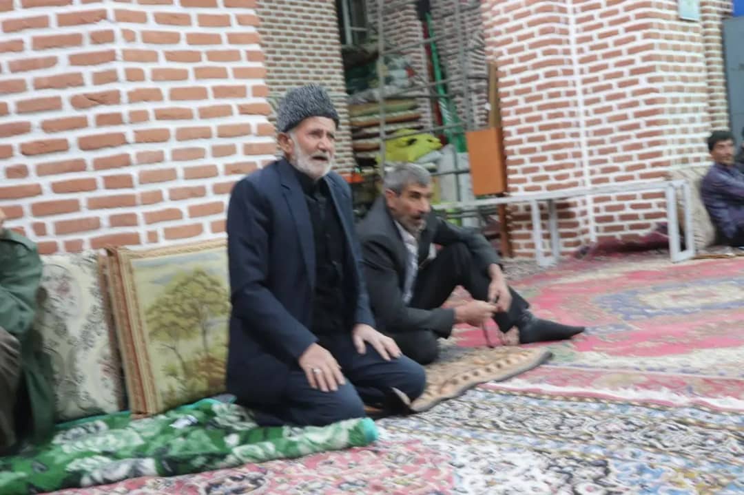 ✅محمد رضا عبدالله نژاد فرماندار شهرستان چالدران با حضور در روستای قادو کندی ضمن دیدار با اهالی روستااز نزدیک مسائل و مشکلات این روستا را مورد بحث و بررسی قرار داد.