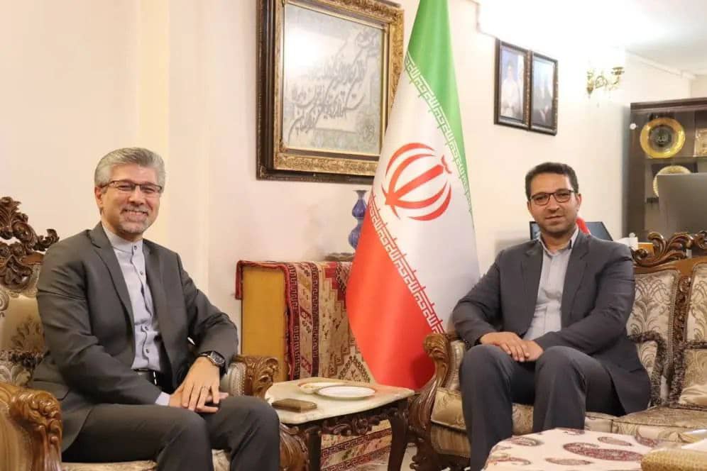 دیدار محمد رضا عبدالله نژاد فرماندار شهرستان چالدران و نادرکاظمی فرماندار شهرستان ماکو با سجاد سلطان زاده سرکنسول ایران در استان ارزروم ترکیه