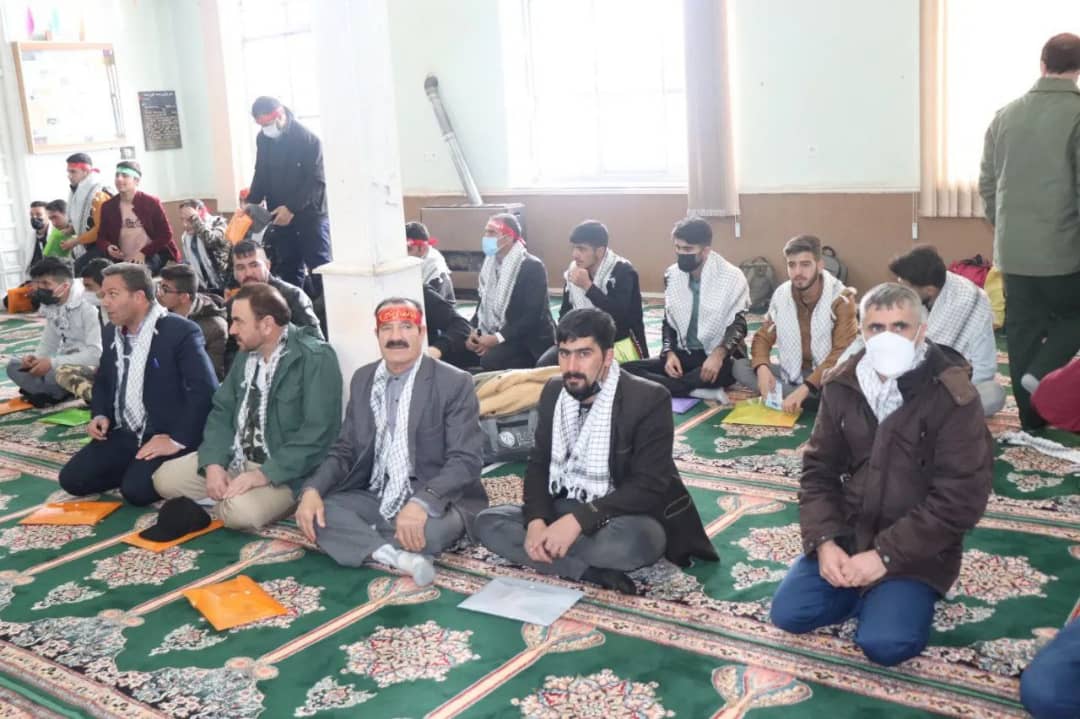 ✅با حضور عبدالله نژاد فرماندار شهرستان چالدران ،حجت الاسلام والمسلمین محمدزاده امام جمعه چالدران ،سرهنگ درستی فرمانده سپاه چالدران اولین کاروان راهیان نور چالدران به مناطق عملیاتی اعزام شدند.